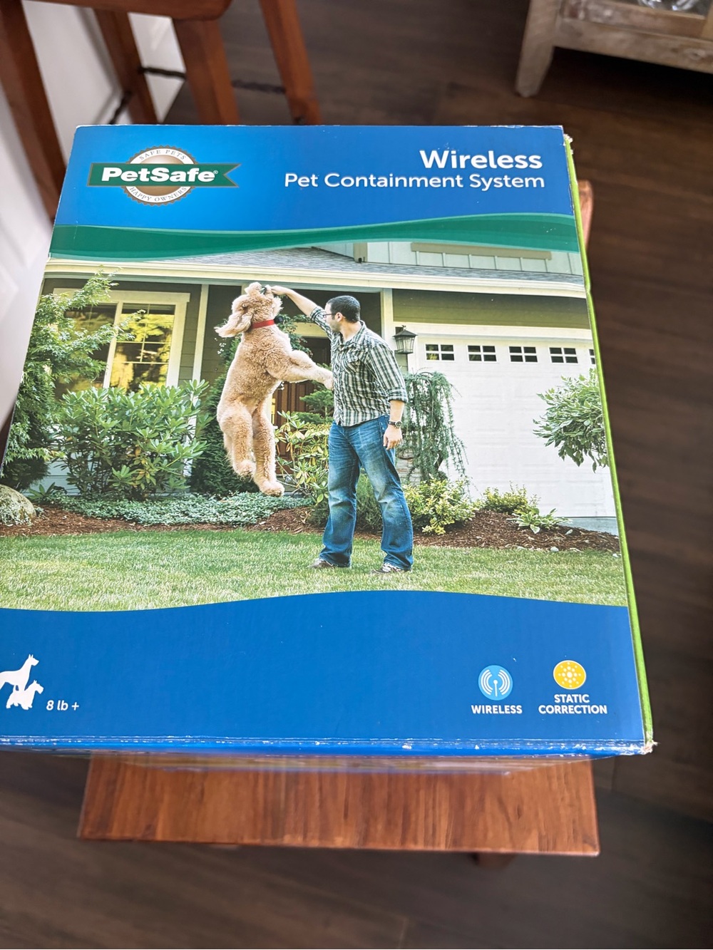 PetSafe Wireless Pet Containment System - Blue and Green - Picture 2 of 6